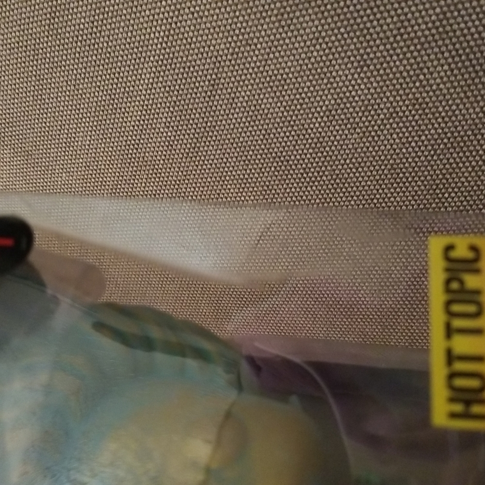 Iracebeth *HOT TOPIC EXCLUSIVE* Funko Pop - Picture 5 of 6